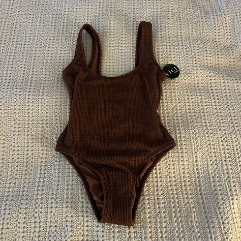 Brand New Vici One Piece Swimsuit. Ribbed Material. No Padding. Super Cute. Made Of 93% Nylon And And 17% Spandex. Lining Is 88% Polyester And 12% Elastane. Brown One Piece Swimsuit, Swimsuit With Cover Up, Brown Swimsuit, Brown One Piece, Red One Piece, Vici Collection, Birthday Trip, Plunging One Piece Swimsuit, Green Swimsuit