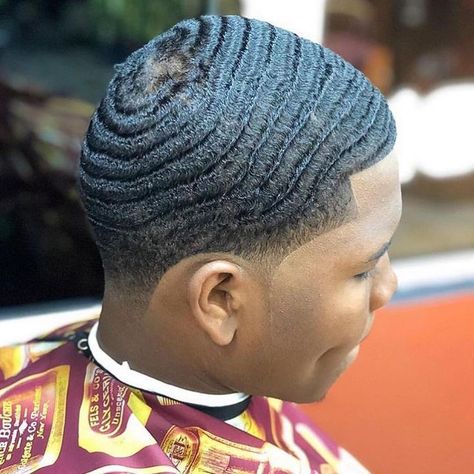 360 Waves Hair, Haircut 360, Waves Hairstyle Men, Black Boys Haircuts, Mens Hairstyles Curly, Black Hair Cuts, Waves Haircut, Waves Hair, Black Men Haircuts