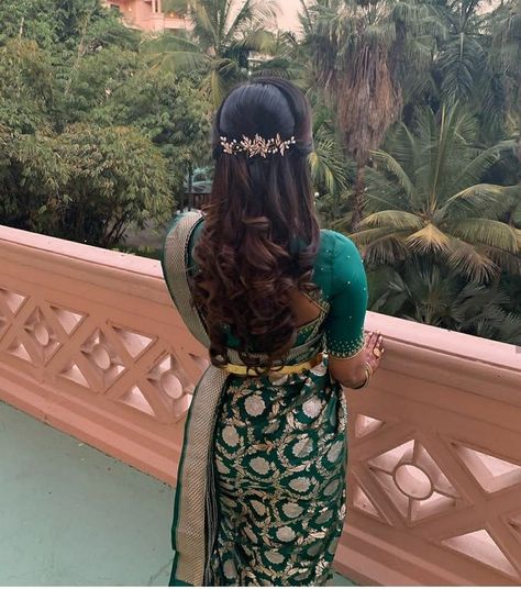 Hairstyles For Functions Indian Saree, Sadi Hairstyles, Open Hair Hairstyle For Saree Look, Hair Styles For Marriage Function, Hairstyles For Marriage Function, Reception Hairstyles Indian Brides Saree, Baby Shower Hairstyles, Hair Wedding Styles, South Indian Wedding Hairstyles