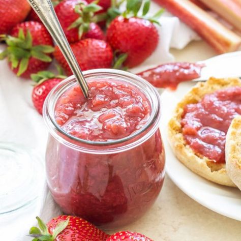 Easy Strawberry Rhubarb Vanilla Jam. Easy Strawberry Rhubarb Vanilla Jam with Cardamom #fruity #recipes Rhubarb Vanilla Jam, Cardamom Recipe, Vanilla Jam, Rhubarb Strawberry, Strawberry Rhubarb Jam, Rhubarb Crisp, Rhubarb Jam, Rhubarb Recipes, Jam Recipe