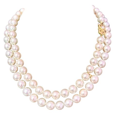 Check out this item from 1stdibs! Mikimoto Estate Akoya Pearl Necklace 18k Gold Certified: https://www.1stdibs.com/id-j_18486802 Mikimoto Pearl Necklace, Mikimoto Jewelry, Fifth Avenue New York, Evening Necklace, Akoya Pearl Necklace, Mikimoto Pearls, Happy Clients, Akoya Pearls, Beaded Necklaces