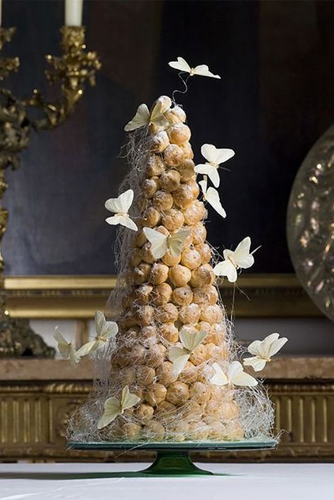 Wedding Cake Alternatives To Save Cash ❤ See more: http://www.weddingforward.com/wedding-cake-alternatives/ #weddingforward #bride #bridal #wedding Easter Wedding Ideas, French Wedding Cakes, Alternative Wedding Cakes, Wedding Cake Alternatives, Parisian Wedding, Croquembouche, Traditional Wedding Cake, Winter Wedding Cake, Cake Trends