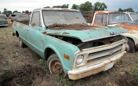 Lambrecht Remorse: 1968 Chevrolet C10 - http://barnfinds.com/lambrecht-remorse-1968-chevrolet-c10/ 1968 Chevy Truck, Gmc Suv, 72 Chevy Truck, Car Barn, Cool Old Cars, C10 Chevy Truck, C10 Trucks, Old Pickup, I Drive