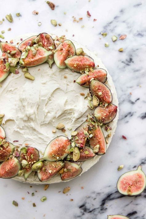 Spiced Chai Fig Cake With Vanilla Buttercream - The Well Co. Cake Shapes Ideas, Coconut Milk Uses, Fig Cake, Spiced Chai, Aesthetic Foods, Food Decorations, Fig Recipes, Cake Shapes, Baking Essentials