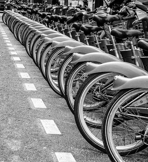 This is an example of maximum depth of field. The image was taken low enough to obtain all the bicycles as well as making sure they are all in focus, creating as if the bicycles never end. Field Of Depth Photography, Large Aperture Photography, Deep Depth Of Field Photography Ideas, Repetition In Photography, Extended Depth Of Field Photography, Deep Focus Photography, Patterns And Repetition Photography, Repetition Photography Ideas, High Depth Of Field Photography