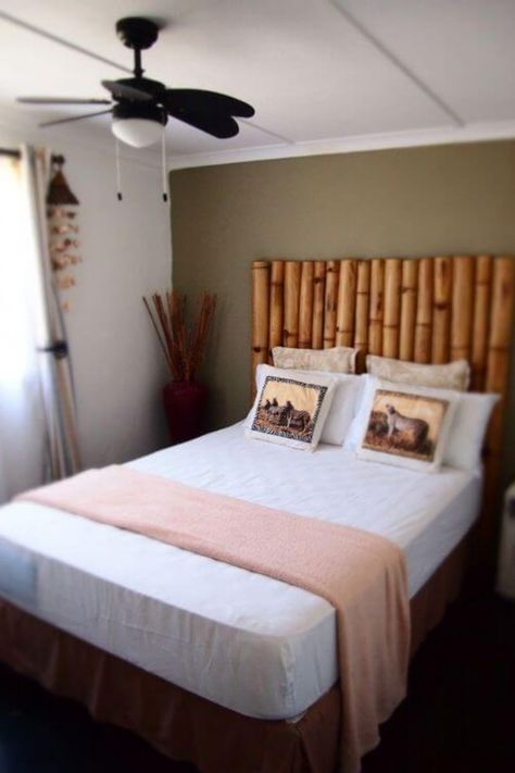 If you love to decorate your home with natural elements, here we have a great suggestion. Go for bamboo! There are many… Bamboo Beds, Asian Bed, Driftwood Headboard, Backboards For Beds, Bamboo Home Decor, Bamboo Wall Decor, Bamboo Headboard, Bamboo Home, Diy Bamboo