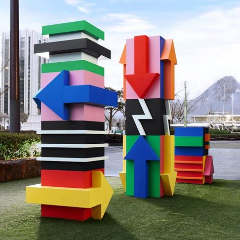 Craig & Karl on Instagram: “⬅️⬆️➡️⬇️ Totems! From our new installation in Seoul. Big thanks to @designtist_ for making it happen 😘” Festival Wayfinding, Colorful Art Installations, Craig And Karl, Bold Artwork, Viborg, Artist Management, Wayfinding Signage, Environmental Design, Environmental Graphics