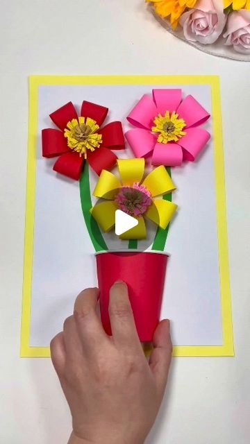 paper crafts creator on Instagram: "Flower theme using paper cup. #parentchild #flower #spring #craft #origami #diy  paper craft  ideas" Paper Cup Flower, Flower Vase Crafts, Craft Origami, Cup Flower, Buttercup Flower, Paper Craft Ideas, Small Flower Pots, Spring Craft, Paper Plants