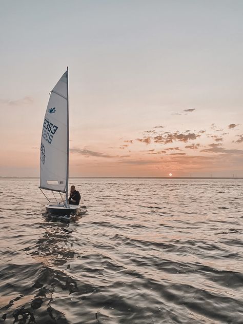 Dingy Sailing, Dinghy Sailing Aesthetic, Laser Sailboat, Sailing Aesthetic, Sail Life, Beautiful Poetry, Coastal Life, Sport Motivation, Nantucket