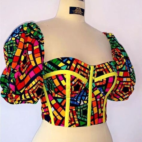 Ankara Corset Top With Sleeves, African Corset Tops, Traditional Tops For Women, Ankara Crop Top Styles, Ankara For Women, Ankara Corset Top, Traditional Tops, African Women Fashion, Ankara Top Styles