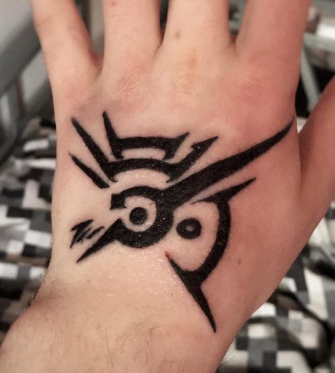 Outsiders Mark from Dishonored by Ray at Ray and Vinnys Tattoos Wigan England. Outsiders Mark, Outsider Tattoo, Dishonored Tattoo, Henry Tattoo, Kira Yagami, Ray Tattoo, Fantasy Logo, Famous Tattoo Artists, Henna Inspired Tattoos