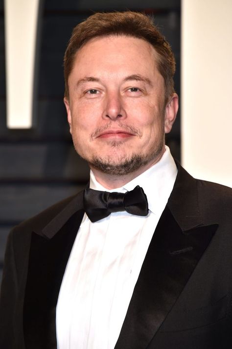 Elon Musk on Relationship with Daughter Who Legally Changed Last Name Elon Musk Kids, Elon Reeve Musk, Nonbinary People, Graydon Carter, Court Documents, Biological Father, Taylor Greene, Mark Hamill, Vanity Fair Oscar Party