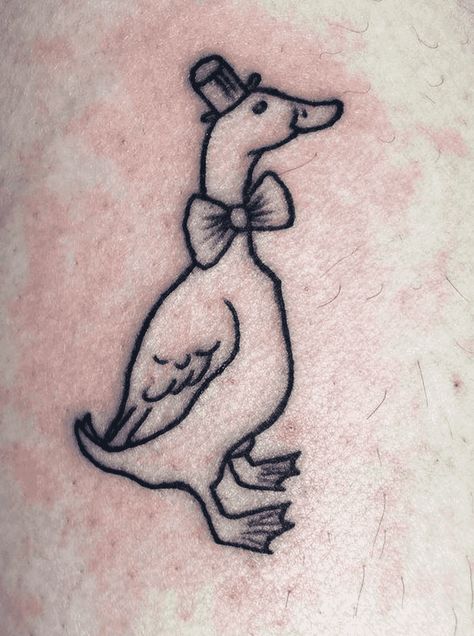 Goose Tattoo Design Images (Goose Ink Design Ideas) Goose Doodle Tattoo, Cartoon Goose Tattoo, Funny Goose Tattoo, Duck Duck Goose Tattoo, Funny Flash Tattoo Ideas, Runner Duck Tattoo, Goose Tattoo Traditional, Funny Duck Tattoo, Goose Tattoo Small