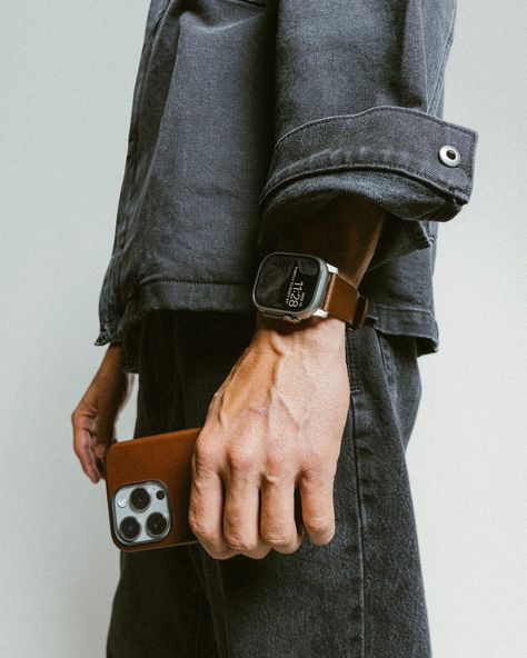 Elevate your Apple Watch with Modern Band. Grab one today. Link in bio. #nomad #nomadgoods #applewatch #adventureon Apple Aesthetic, Product Shots, Apple Design, Apple Watch Faces, Cool Outfits For Men, Watch Faces, Design Style, Life Style, Apple Watch