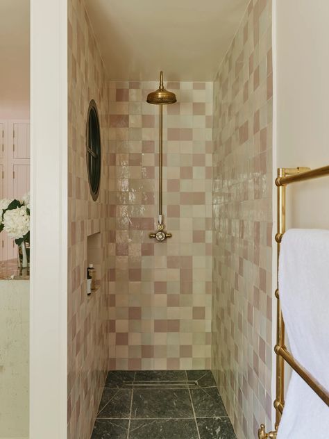 A welcoming country cottage in the South Downs by Studio Squire | House & Garden Warm Bathroom, Wallpaper Tile, Old Country Houses, Built In Dresser, Paint And Paper Library, South Downs, Yellow Tile, Corner Lamp, Wood Bar Stools