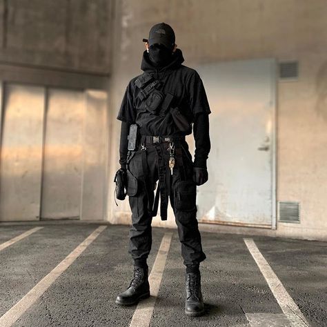 #gothstyle #goth #style #goth #style #modern Techwear Girl, Techwear Streetwear, Tech Wear Fashion, Tech Wear, Techwear Fashion, Tactical Wear, Urban Ninja, Cyberpunk Fashion, Dark Outfits