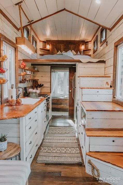 As Seen on TV: Southern Charm Tiny House For Sale! Reka Bentuk Rumah Kecil, Hiasan Dalaman Rumah, Wohne Im Tiny House, Tiny House Big Living, Tiny House Luxury, Pelan Rumah, Diy Tiny House, Tiny House Interior Design, Shed To Tiny House