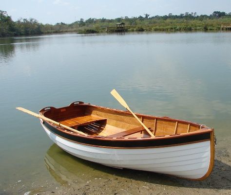 Puffin Tender - rowing configuration Wooden Row Boat, Model Boat Plans, Make A Boat, Wooden Boat Building, Build Your Own Boat, Row Boats, Wooden Boat Plans, Boat Building Plans, Lake Boat