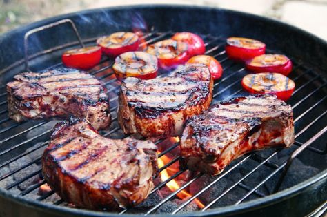 How to Grill Perfect Pork Chops Pork Chop Brine Recipes, Outdoor Grilling Recipes, Pork Chop Brine, Perfect Pork Chops, Open Fire Cooking, Brine Recipe, Grilled Fruit, Grilled Pork Chops, Fire Cooking