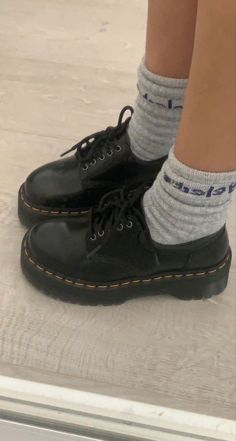 Doc Marten Sneakers, Short Martens, Fall Shoes Aesthetic, Autumn Shoes 2024, Short Doc Martens, Low Top Docs, Downtown Girl Shoes, Low Docs, Low Doc Martens Outfit