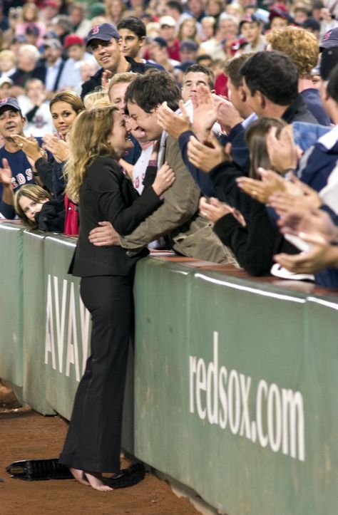 "Fever Pitch" movie still, 2005.  L to R: Drew Barrymore, Jimmy Fallon.  The Red Sox were on the verge of sweeping the 2004 World Series against the St. Louis Cardinals.  The Farrellys decided to bring Barrymore, Fallon, and a film crew to Game Four hours before the first pitch. When the Red Sox made the final out (breaking the Curse of the Bambino), Barrymore and Fallon, cameras caught the pair running onto the field to celebrate. Movie Kisses, Fever Pitch, Cruel Intentions, Jennifer Love Hewitt, Jennifer Love, Love Actually, Drew Barrymore, Columbia Pictures, Funny Movies