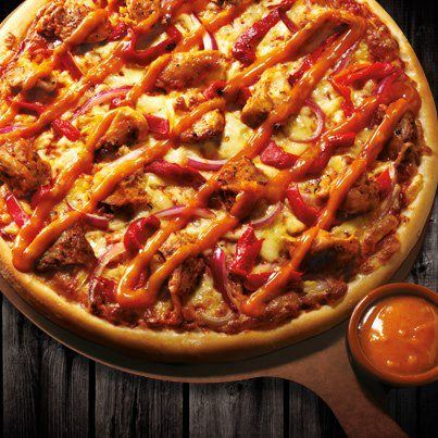 The spicy Peri Peri Chicken pizza available at Australian Pizza Huts. Peri Chicken, Chicken Pizza Recipes, Peri Peri Chicken, Peri Peri, Pizza Ovens, Chicken Pizza, Hot Chicken, Entree Recipes, Pizza Hut