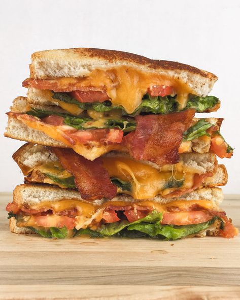 9 Lunchbox Sandwiches That Don't Include Peanut Butter - The Organized Mom Blt Grilled Cheese Sandwich, Blt Grilled Cheese, Gma Recipes, Blt Recipes, Grill Cheese, Panini Recipes, Cheese Sandwich Recipes, Panini Press, Blt Sandwich