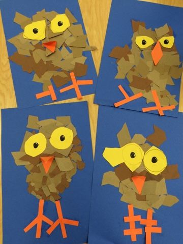 Kindergarten Owlets    I love starting off the school year with a Kindergarten project centered around ripping/tearing paper. These owlets ... Tearing Paper, September Art, Kindergarten Art Lessons, Kindergarten Projects, Preschool Art Projects, Kindergarten Art Projects, October Art, Kids Fall Crafts, Fall Arts And Crafts