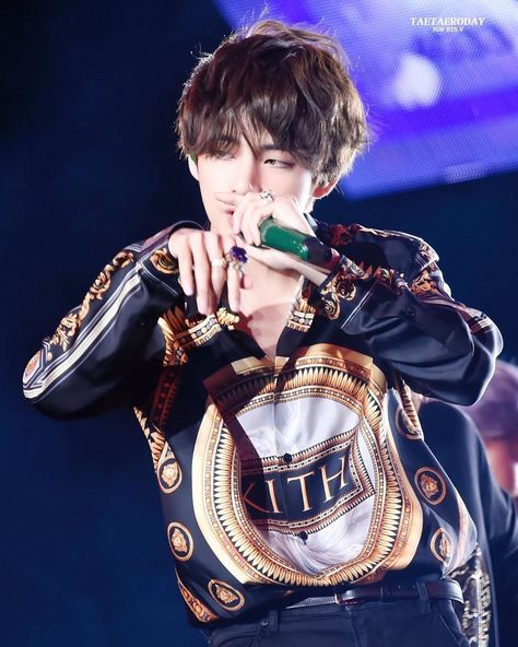 taehyung wearing this thousand-dollar silk versace shirt with the letters "KITH" printed across the front is a whole kink, TELL ME NOT Taehyung Versace, Kith Shirt, Bts Group, About Bts, Daegu, Bts Twt, Busan, Bts Pictures, Bts V