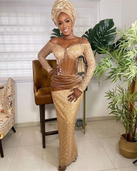 Aso Ebi Styles 2022, Gold Aso Ebi, Velvet Aso Ebi Styles, Velvet Aso Ebi, Long Corset Dress, Aso Ebi Styles Lace, Simple Elegant Dress, Lace Gown Styles, Aso Ebi Styles