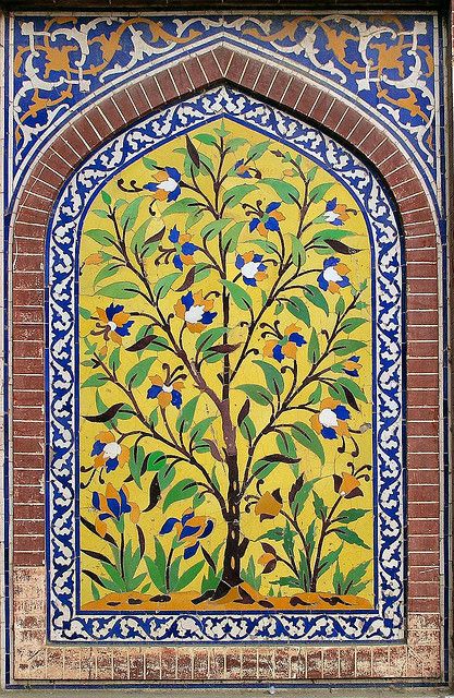 https://flic.kr/p/4FvfSb | Pakistan - 113 Lahore Old City Wazir Khan Mosque Truckart Pakistan, Wazir Khan Mosque, Mosque Carpet, Pakistan Art, Pakistani Art, Art Arabe, Mughal Art Paintings, Mughal Architecture, Mosque Art