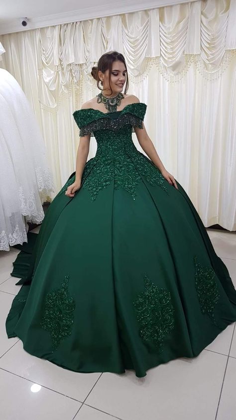 Emerald Green 15 Dress, Forest Quince, Quincenera Dress, Green Quince Dress, 15 Birthday Dresses, Elegant Green Dresses, Debut Gowns, Masquerade Ball Gowns, Quinceñera Dresses