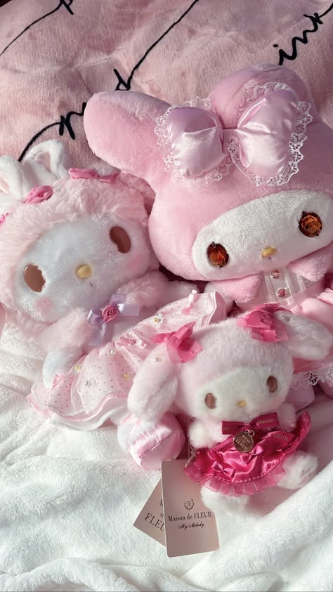 My Melody Plushies, Melody Plushies, Sanrio Core, Bunny Ballerina, Cottagecore Pink, Pink Wallpaper Hello Kitty, My Melody Wallpaper, Soft Pink Theme, Cocoppa Wallpaper