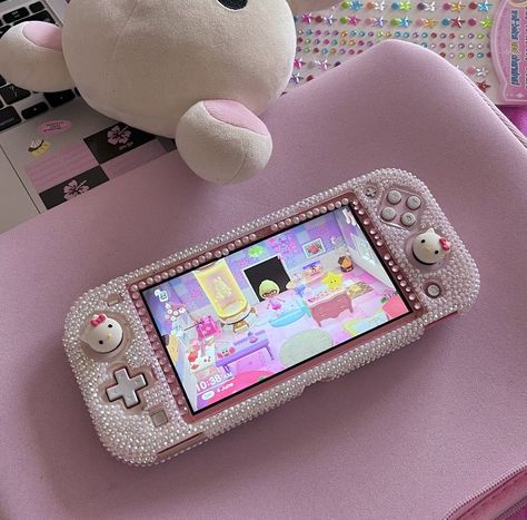 Y2k Tech, Nintendo Lite, Pink Lifestyle, Retro Gadgets, Nintendo Switch Accessories, Hello Kitty Accessories, Pink Girly Things, Hello Kitty Items, Girly Accessories