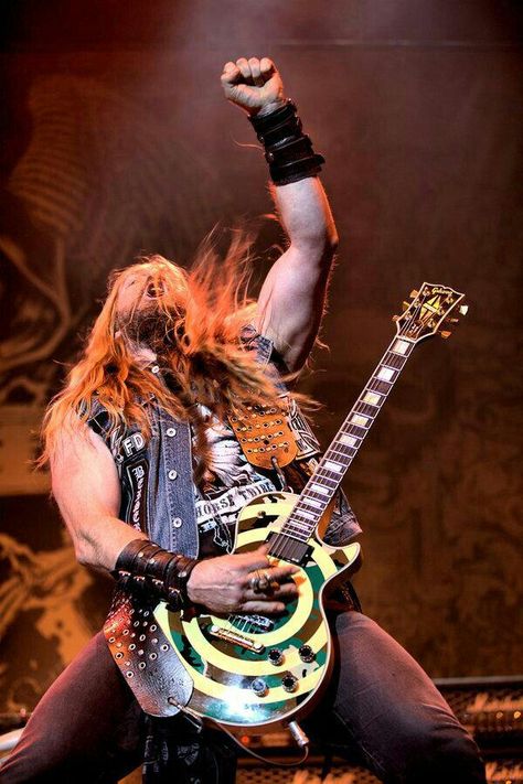 Zakk Wylde, Black Label Society, Heavy Metal Rock, Learn To Play Guitar, Heavy Metal Music, Guitar For Beginners, Ozzy Osbourne, Music Humor