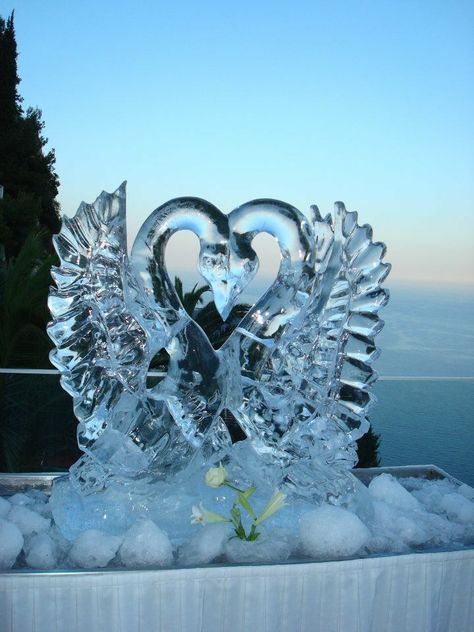 Swan Ice Sculpture Weddings, Swan Theme Decoration, Winter Wedding Ice Sculpture, Swan Ice Sculpture, Swans At Wedding, Swan Lake Theme Quince, Ice Sculpture Aesthetic, Swan Theme Wedding, Swan Lake Theme Party