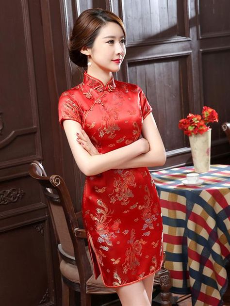 Qipao dress traditional