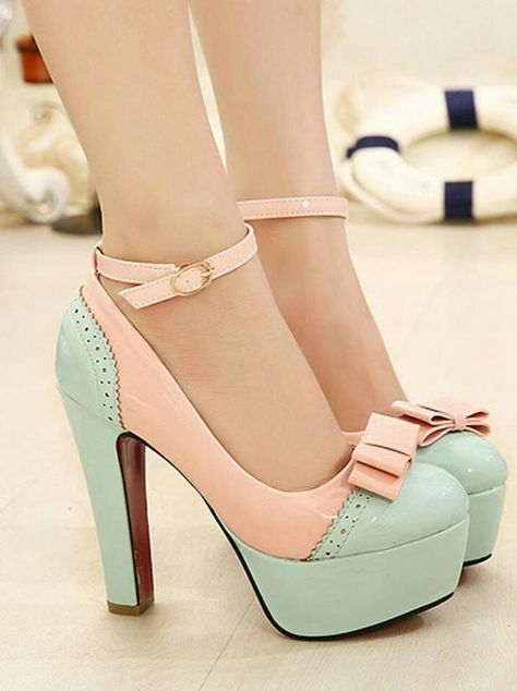 Shoes Kasut Tumit Tinggi, Hak Tinggi, Shoes Collection, Prom Shoes, Fabulous Shoes, Fall Shoes, Crazy Shoes, Pretty Shoes, Dream Shoes