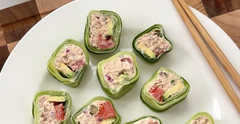 VIRAL TUNACADO STYLE CUCUMBER ROLL 🥒 Tunacado Cucumber Roll, Cucumber Roll Ups, Cucumber Sushi Rolls, Low Calorie Recipe, Cucumber Sushi, Cucumber Rolls, Cucumber Avocado, High Protein Low Calorie, Keto Snack