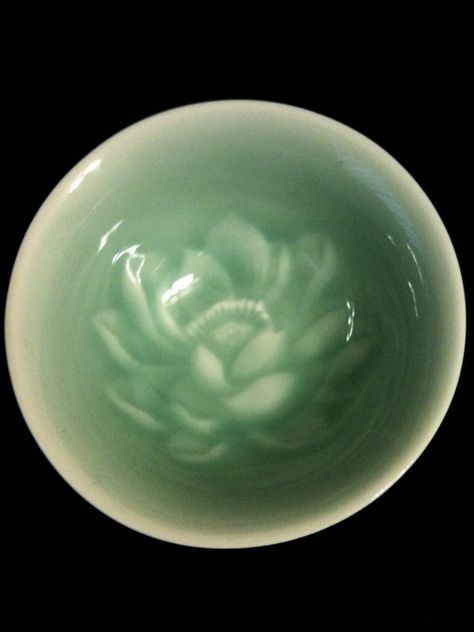 Glaze Designs Ceramics, Horse Caravan, Celadon Ceramics, Chinese Green, Diy Ceramic, Tea Culture, Celadon Green, Pottery Crafts, Chinese Ceramics