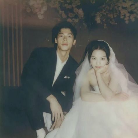 Couple Poses Reference, Gambar Figur, Ulzzang Couple, Cinematic Photography, Pre Wedding Photoshoot, Instagram Page, Film Aesthetic, Photo Reference, Couple Aesthetic