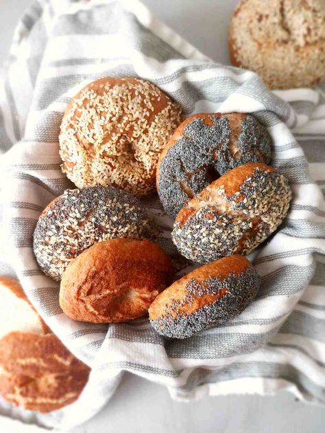 Gluten-Free Sourdough Bagels (+Discard Option) - Natasha's Home Gluten Free Sourdough Bagels, Gf Sourdough Discard Recipes, Sourdough 101, Sourdough Ideas, Gluten Free Sourdough Starter, Vegan Bagel, Gluten Free Sourdough Bread, Sourdough Bagels, Gluten Free Bagels