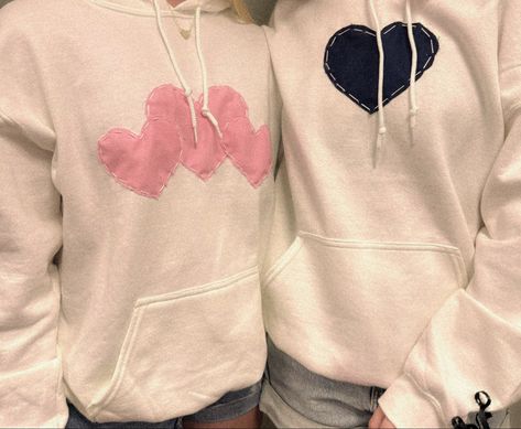 Embroidery Hoodies, Patch Hoodie, Patch Sweater, Patchwork Hoodie, Patch Sweatshirt, Hoodie Diy, Diy Heart, Summer Sweatshirt, Heart Patch