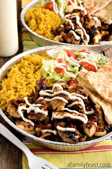 Halal Cart-Style Chicken and Rice with White Sauce Chicken Sharwama Recipe, Halal Guys Recipe, Shawarma Rice, Halal Guys, White Sauce Recipe, New York Food, Taco Recipe, Dairy Farm, Halal Recipes