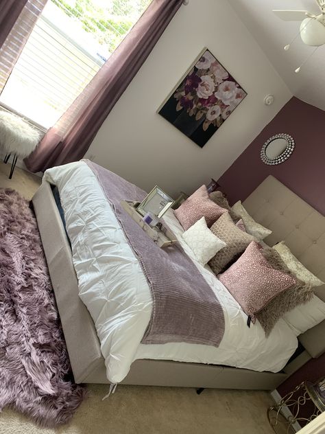 Pink And Purple Bedroom Ideas For Women, Beige And Purple Bedroom, Gray And Lavender Bedroom, Lavender Bedroom Ideas For Women, White And Lavender Bedroom, Purple And Grey Bedroom Ideas, Lavender Bedroom Ideas, Pink And Silver Bedroom, Womens Bedroom