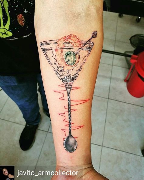 ✅ Follow, Like, Share and Comment 📝 #bartender #bartenderlife #bartenders #tipsybartender #bartenderslife #bartenderproblems… Bartender Tattoo Ideas For Women, Bar Spoon Tattoo, Bar Tattoo Ideas, Bartender Tattoo Ideas, Bartender Tattoo, Arsenal Tattoo, Bar Tattoo, Tattoo Bar, Chef Tattoo