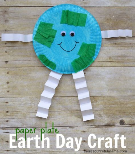 Recycled Crafts Kids Preschool, Ochrana Prírody, Earth Day Craft, Earth Craft, Earth Day Projects, April Crafts, Recycled Crafts Kids, Sistem Solar, Earth Day Crafts