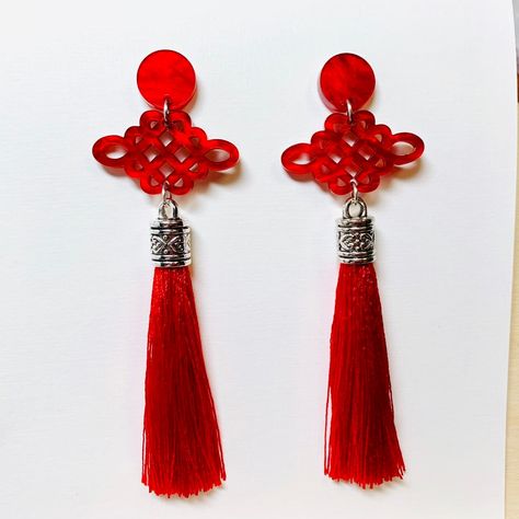 Chinese Lucky Knot, Chinese Jewelry Traditional, Earrings Asian, Asian Accessories, Chinese Accessories, Charms Earrings, Chinese Jewelry, Asian Jewelry, Red Accessories