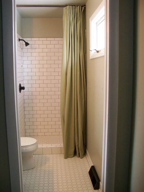 floor to ceiling shower curtain instead of hard to clean shower door Small Shower With Curtain, Floor To Ceiling Shower Curtain, Ceiling Shower Curtain, Small Narrow Bathroom, Small Shower Stalls, Bathroom Shower Stalls, Clean Shower Doors, Narrow Bathroom, Farmhouse Shower