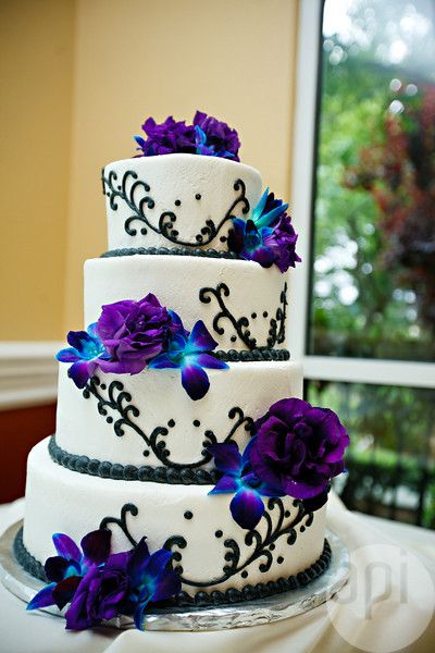 Purple Turquoise Wedding, Purple Wedding Cakes, The Wedding Cake, Wedding Cakes Blue, Purple Wedding Flowers, Turquoise Wedding, White Wedding Cake, White Wedding Flowers, Wedding Cake Designs